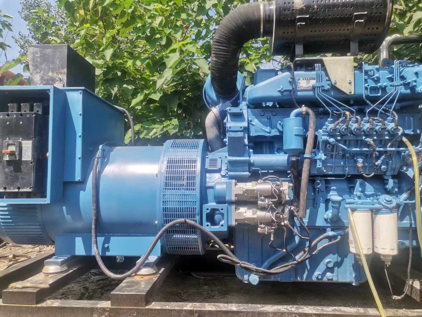 光泽详细说明降低 800kW 柴油发电机输出电流波动的方法